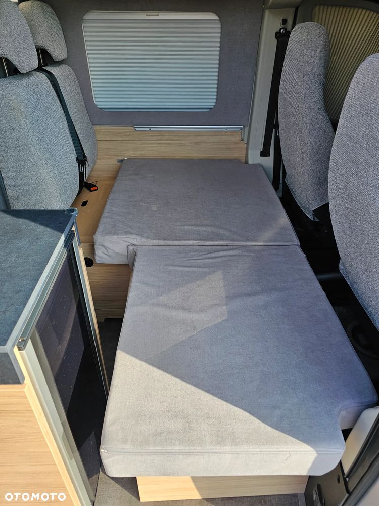 Possl TRENTA 600 165KM HAK  MAX doposażony kampervan - 24