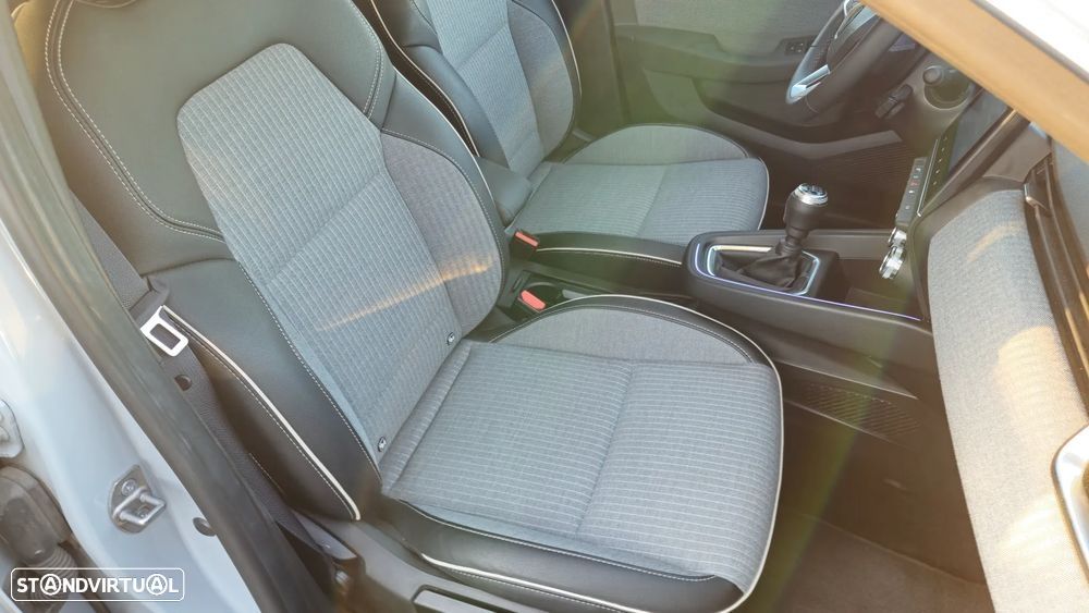 Renault Clio 1.0 TCe Techno Bi-Fuel - 20