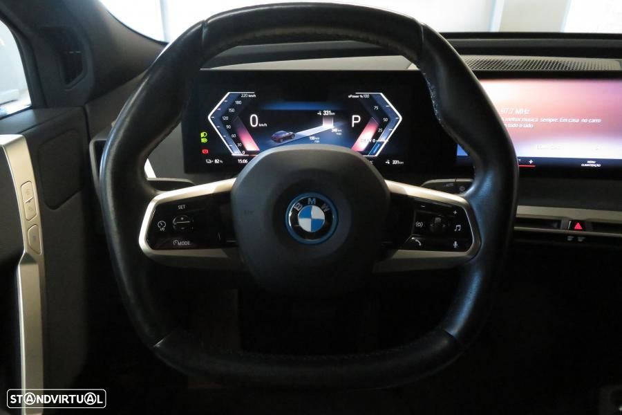 BMW iX xDrive 40 - 7