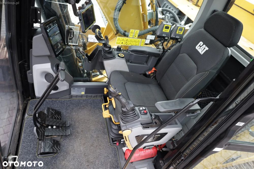 Caterpillar CAT 326 - 21
