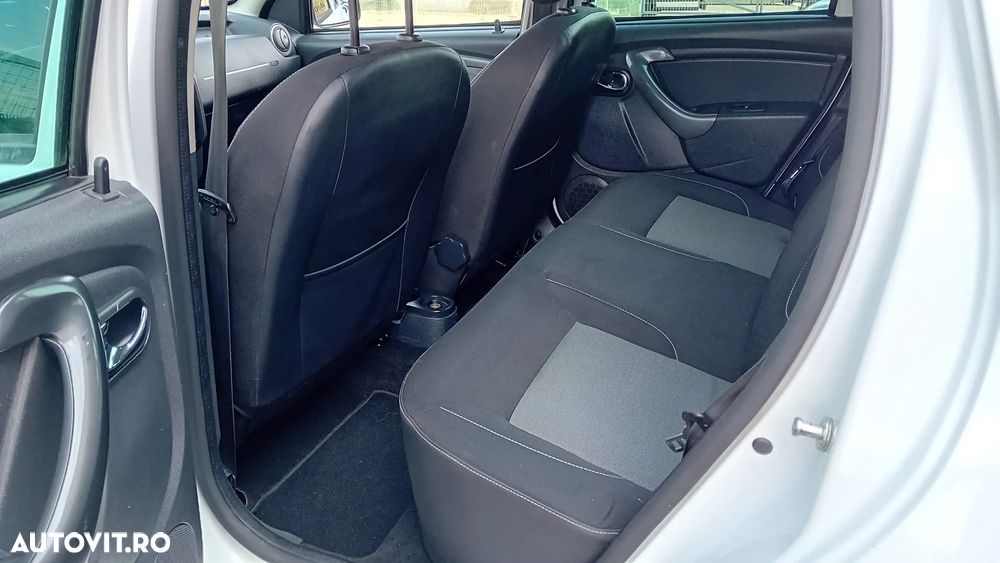 Dacia Duster dCi 110 FAP 4x2 Prestige - 10