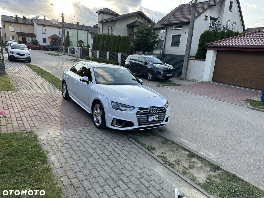Audi S4 Limousine - 4