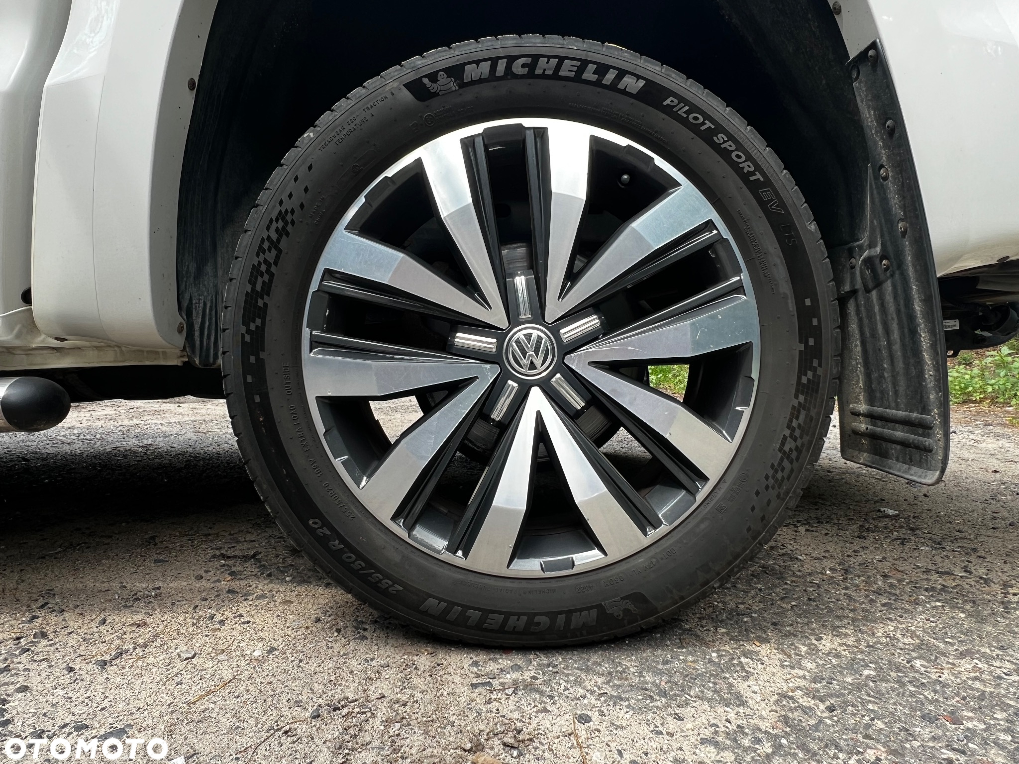 Volkswagen Amarok 3.0 V6 TDI 4Mot Aventura - 40