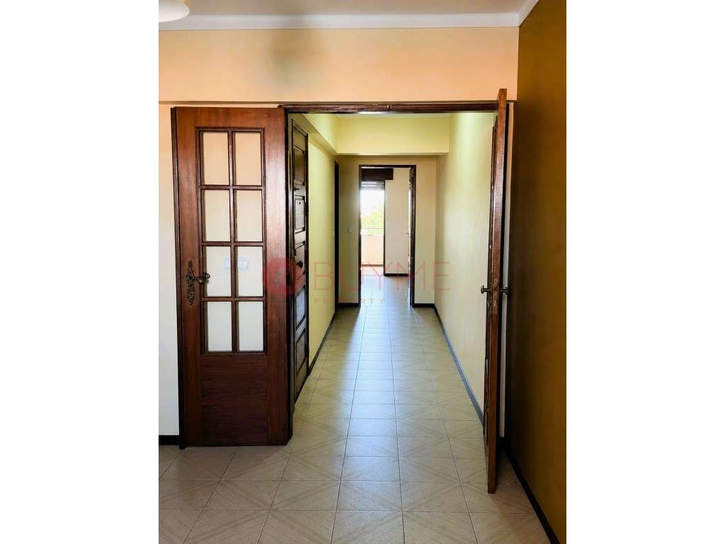 Apartamento T1 com Garagem em Quarteira - Grande imagem: 5/10