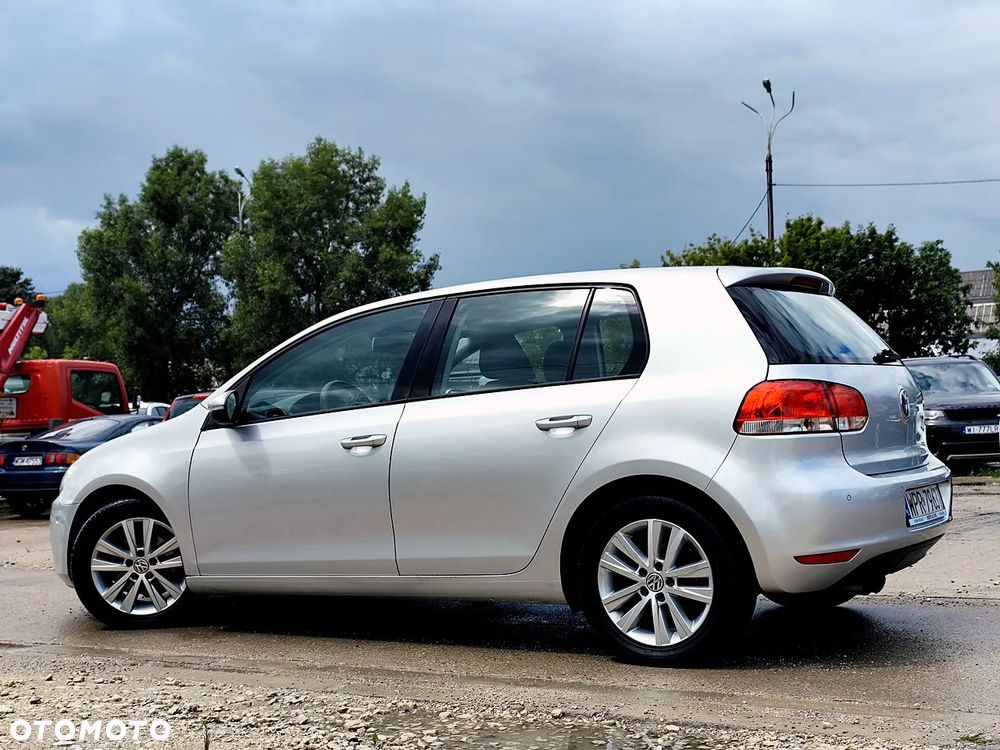 Volkswagen Golf - 4