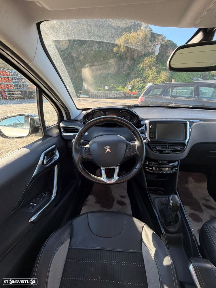 Peugeot 2008 PureTech 110 Stop&Start Allure - 6