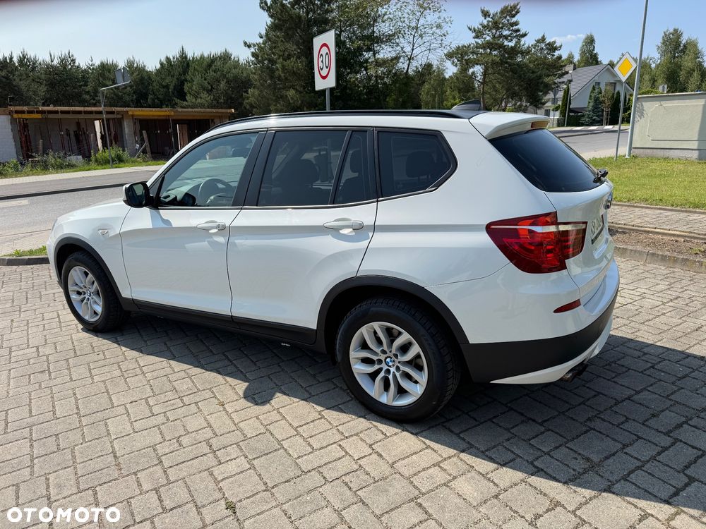 BMW X3 xDrive28i Sport-Aut - 12