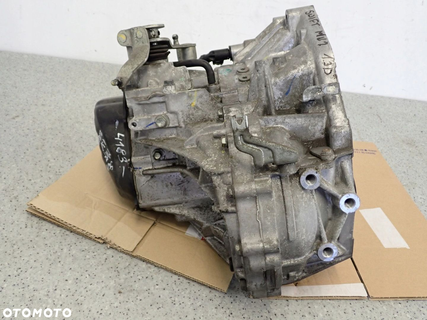 SUZUKI SWIFT IV MK7 10- 1.3 DDIS SKRZYNIA BIEGÓW MANUALNA - 2