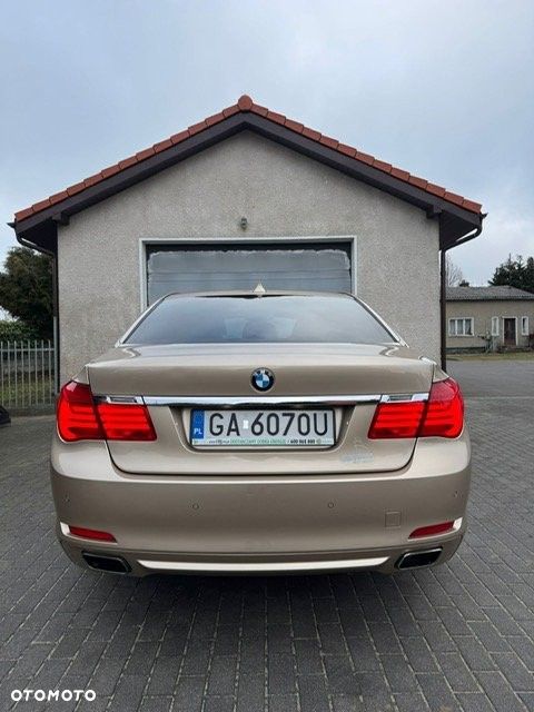BMW Seria 7 740d xDrive - 15