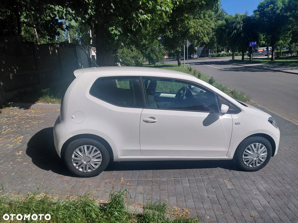 Volkswagen up! white - 3