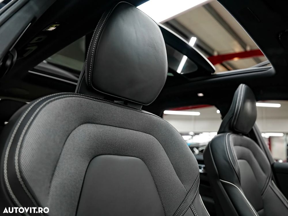 Volvo XC 60 B5 MHEV AT8 AWD Inscription - 16