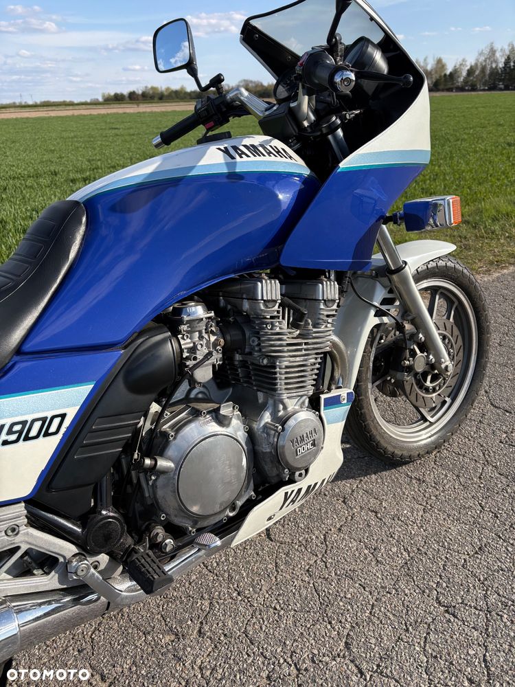 Yamaha XJ - 6