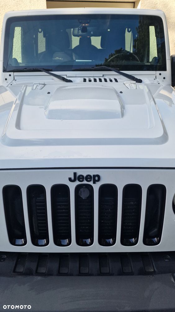 Jeep Wrangler 2.8 CRD Unlim Sahara - 9