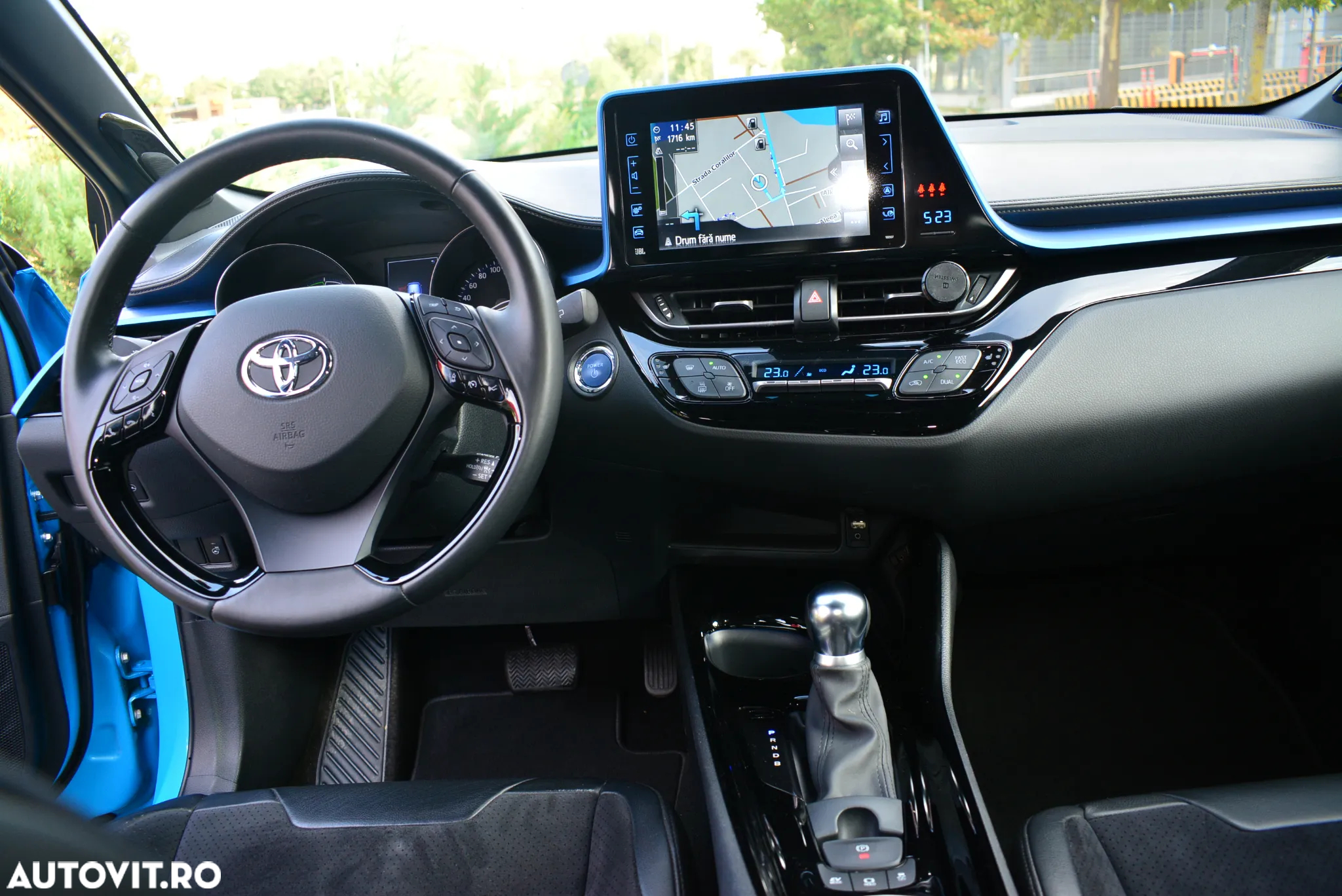 Toyota C-HR Hybrid Style - 20