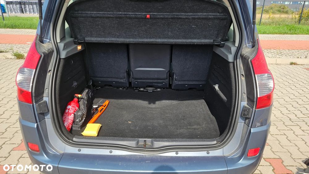 Renault Scenic - 15