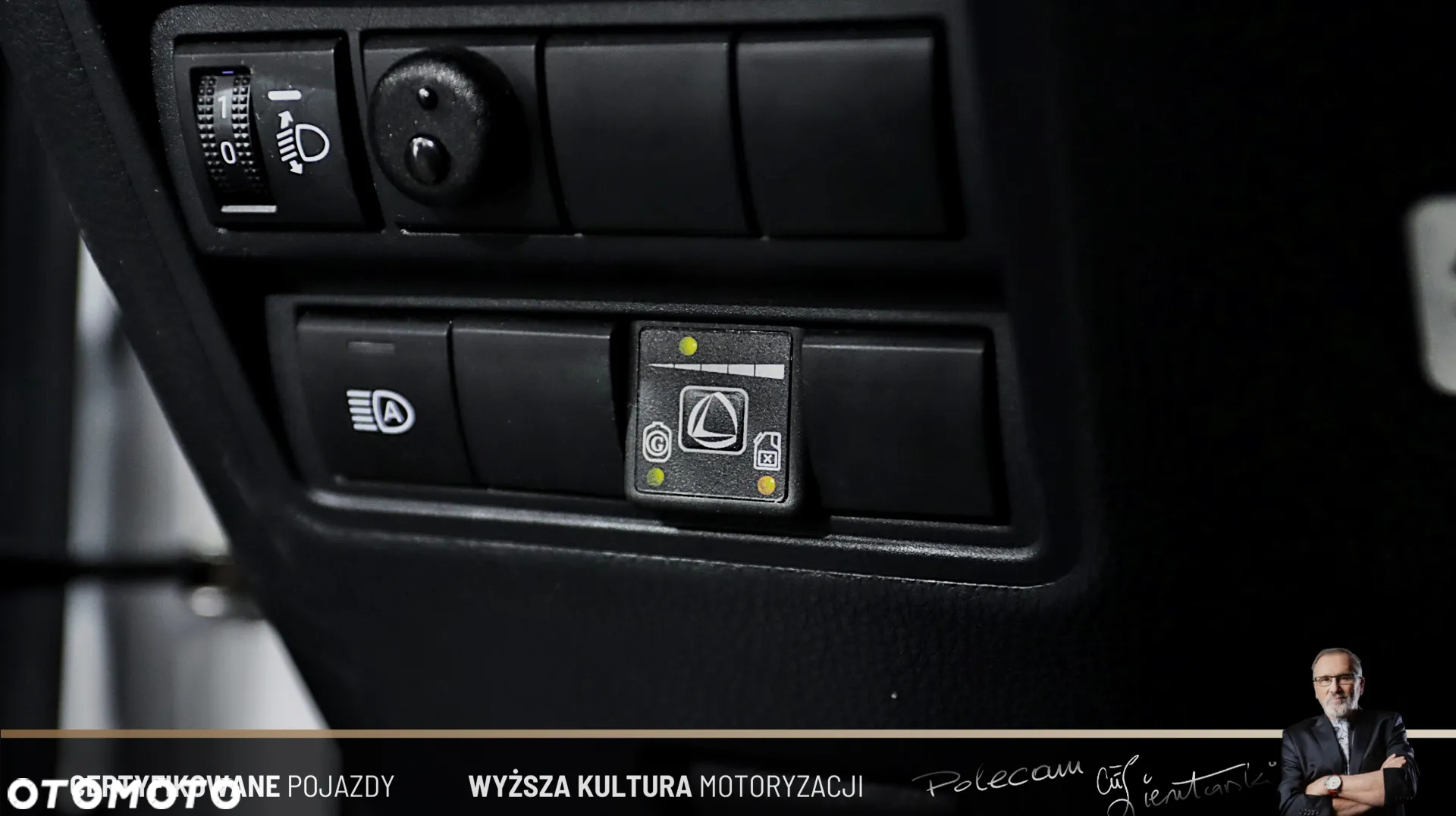 Toyota Yaris Cross Hybrid 1.5 Comfort - 29