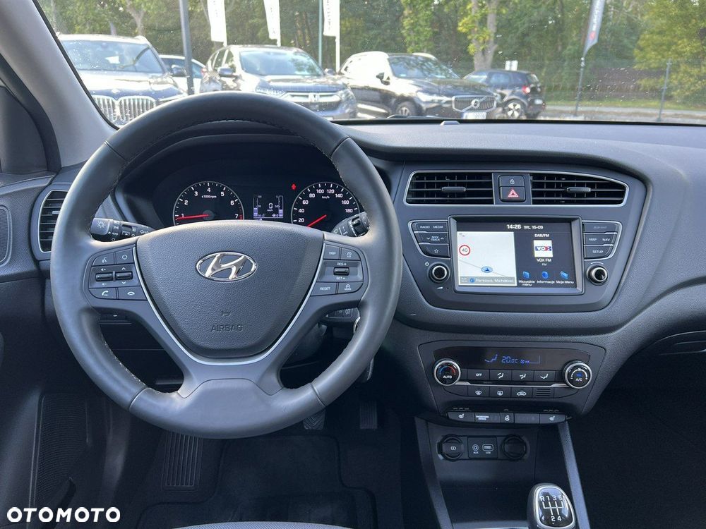 Hyundai i20 - 14