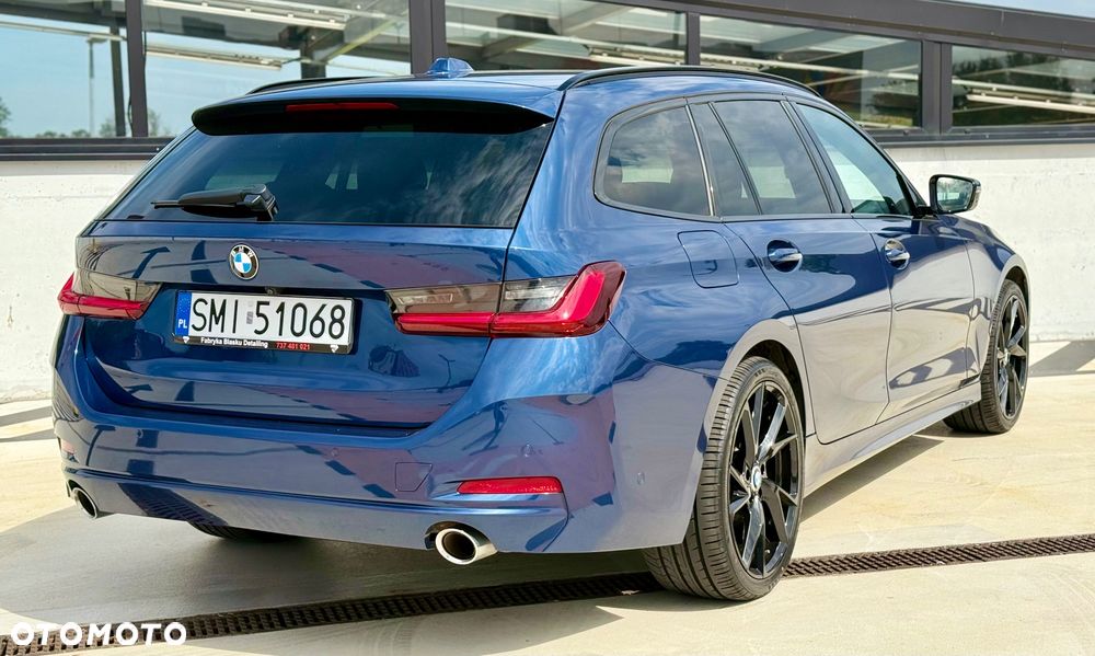 BMW Seria 3 318d Touring M Sport - 13