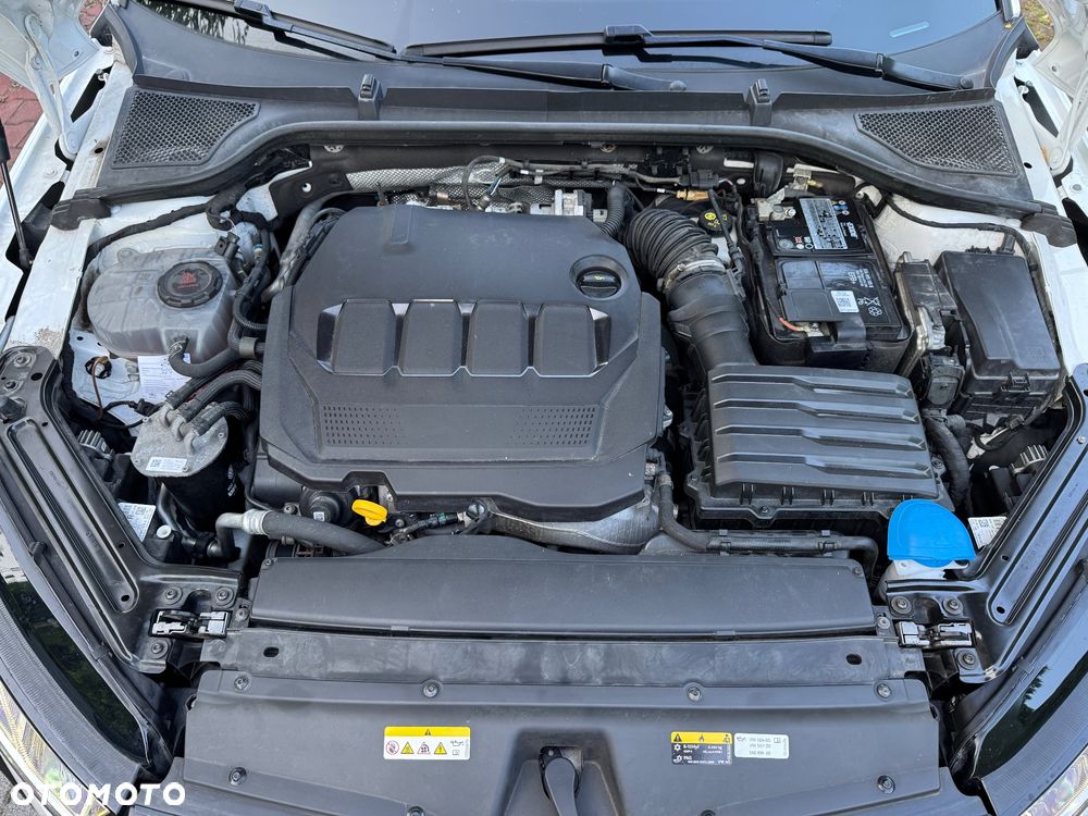 Skoda Octavia 2.0 TDI DSG RS - 30