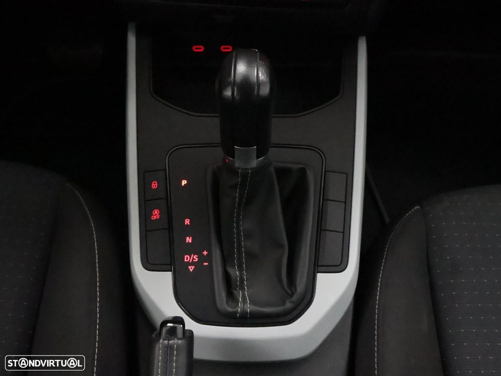 SEAT Arona 1.0 TSI Style DSG - 24