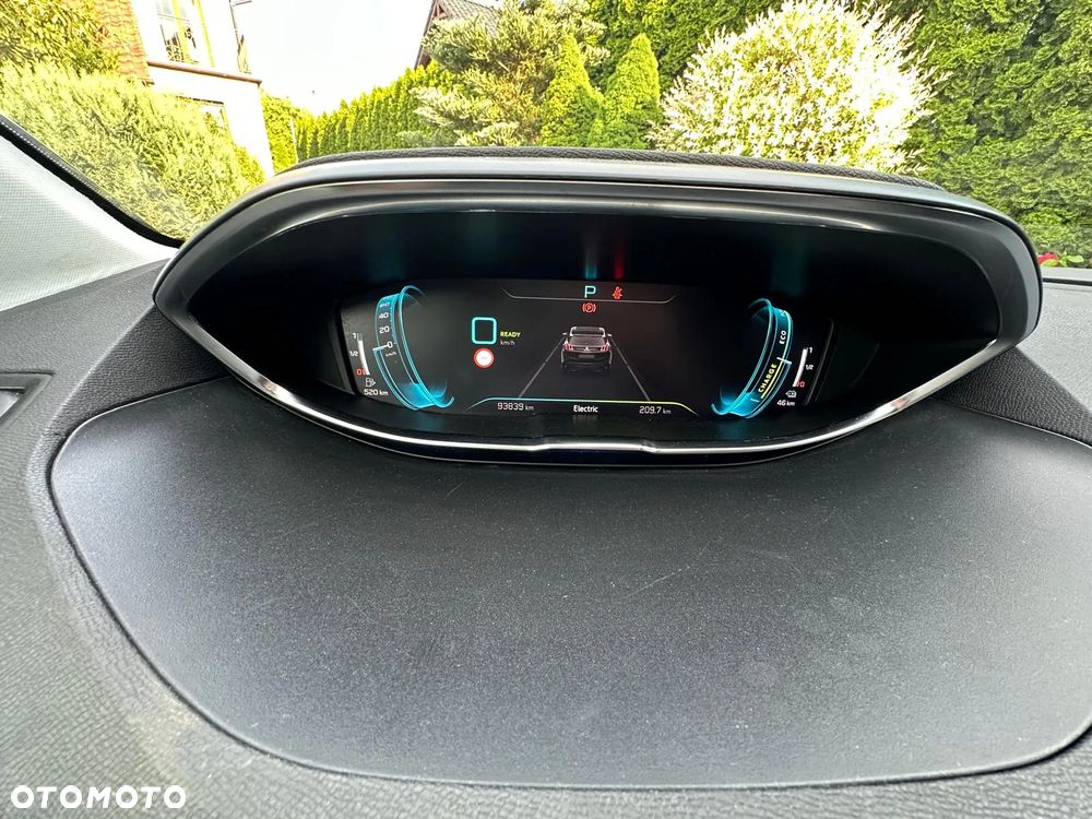Peugeot 3008 225 e-EAT8 Allure Pack - 24