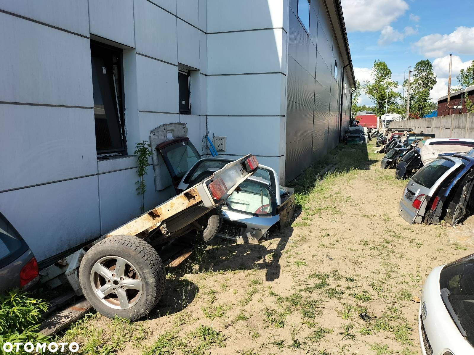 RAMA OŚ BELKA ZAWIESZENIA TYŁ KOŁA NA PRZYCZEPKĘ TRANSPORTER T5 DOKA - 17