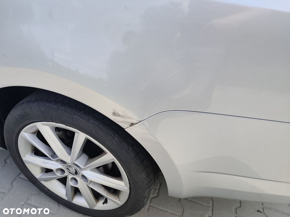 Skoda Octavia 2.0 TDI Joy DSG - 6