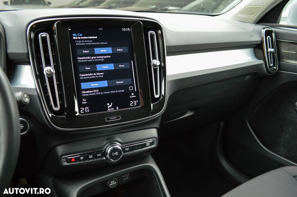 Volvo XC 40 T4 Recharge DKG Plus Bright - 22