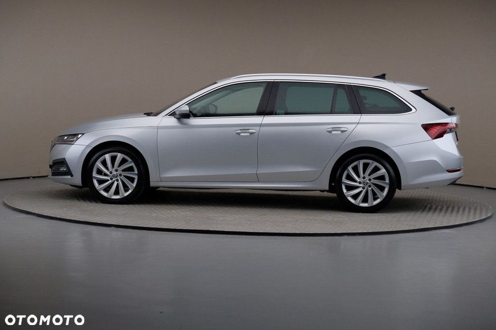 Skoda Octavia - 4