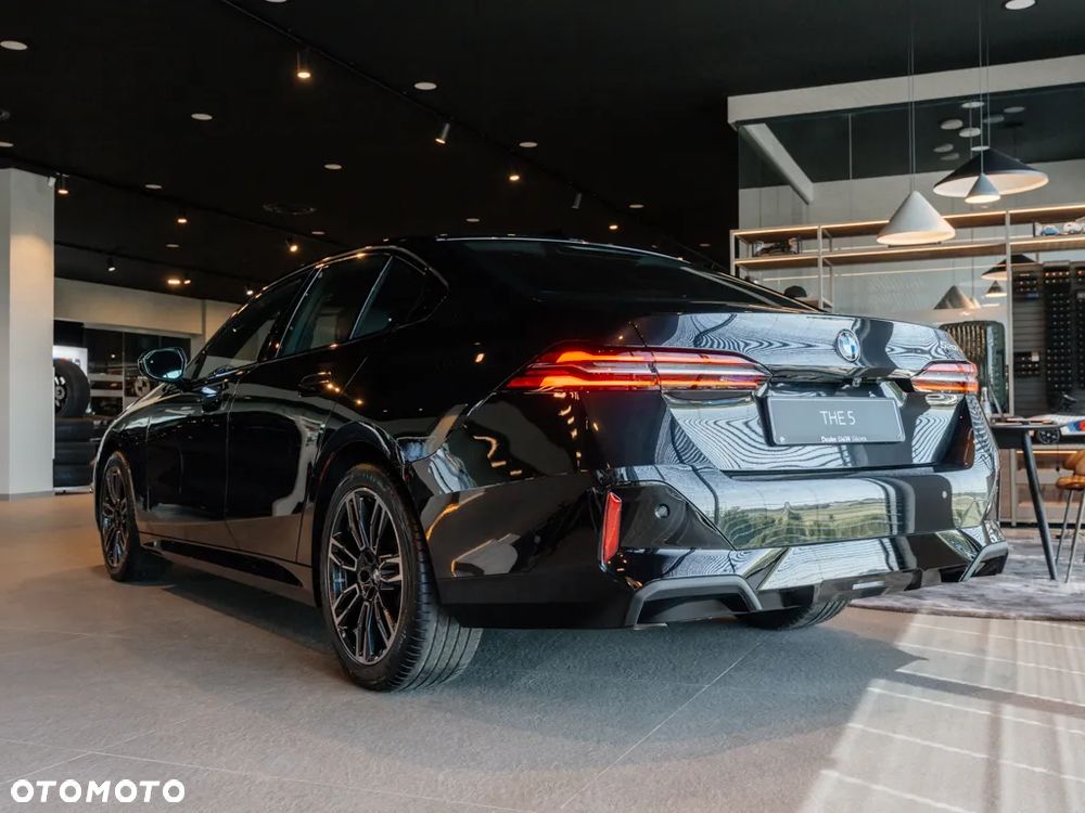BMW Seria 5 520i - 3