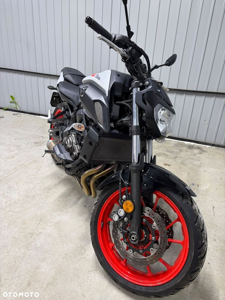 Yamaha MT - 4