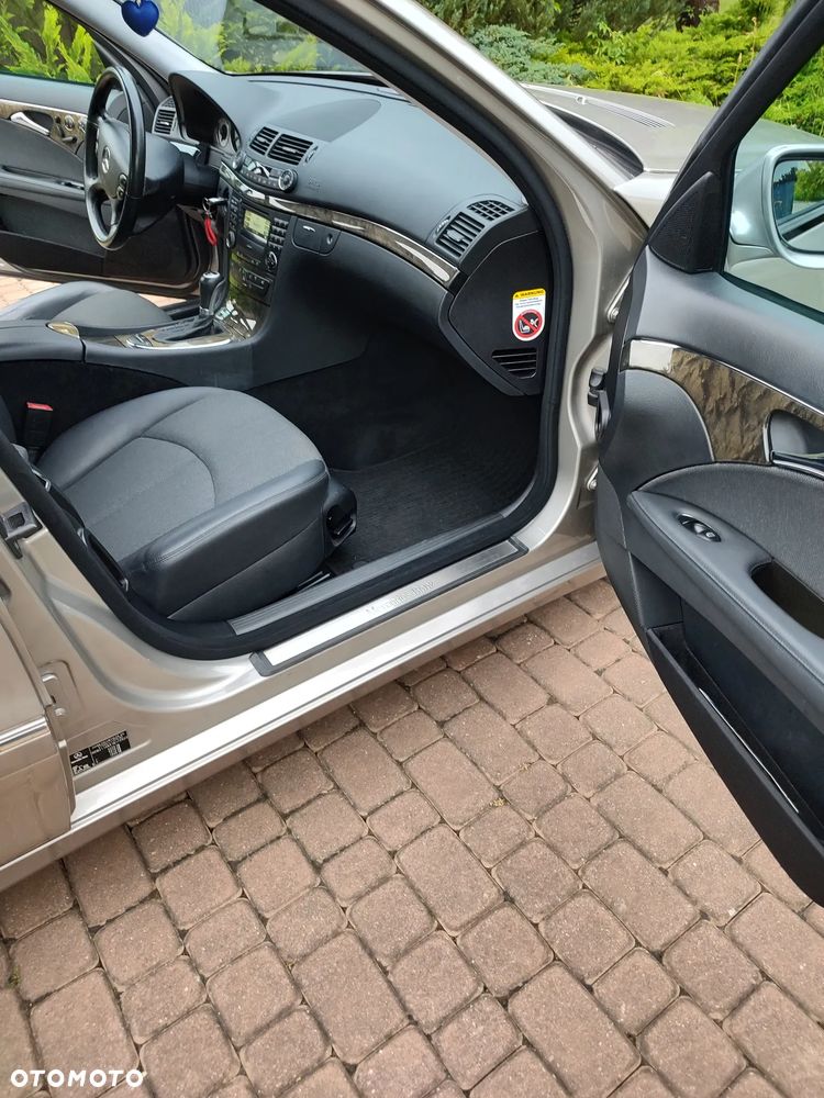 Mercedes-Benz Klasa E 320 CDI 4Matic Automatik Avantgarde DPF - 16