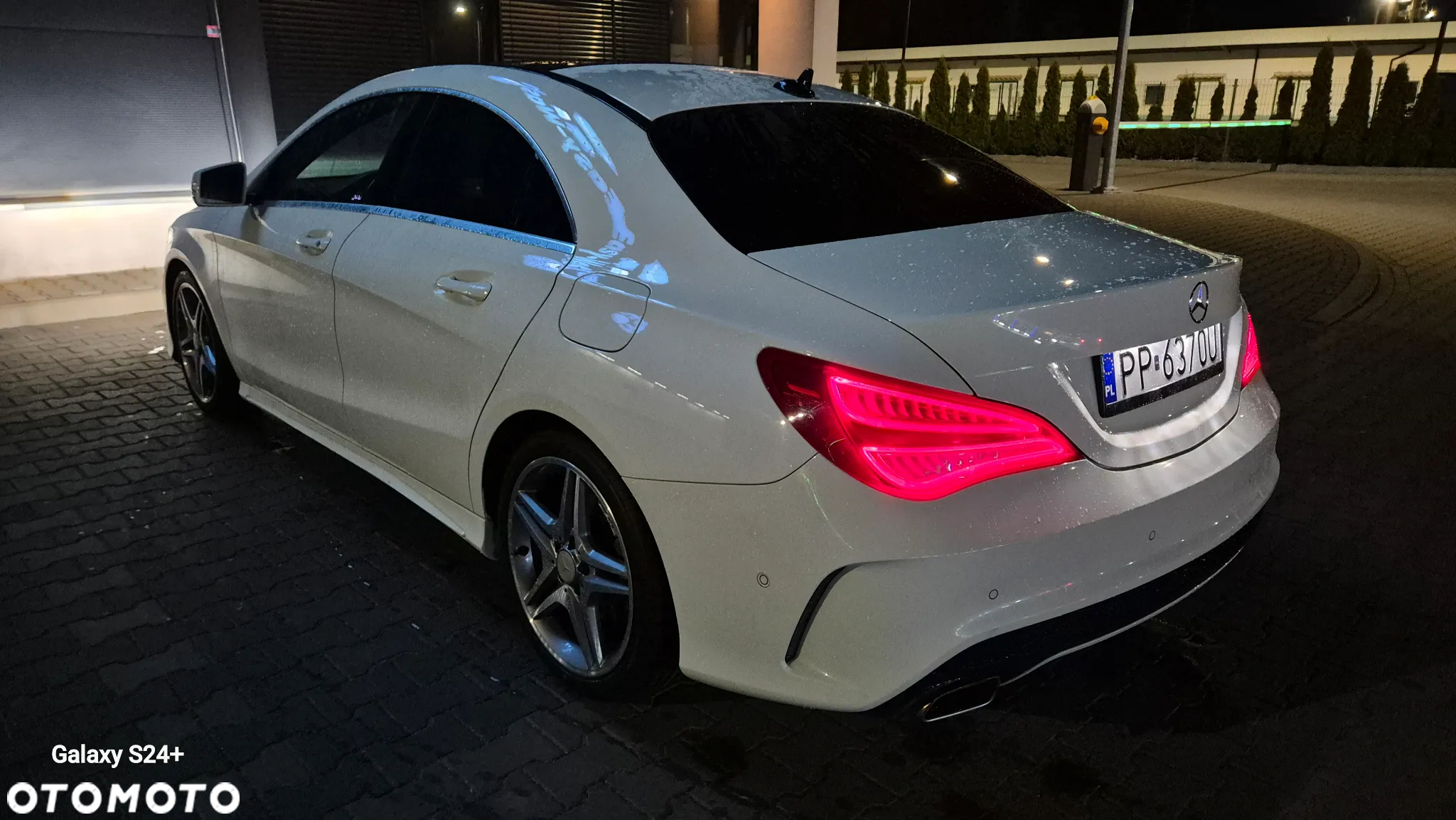 Mercedes-Benz CLA 180 AMG Line - 18
