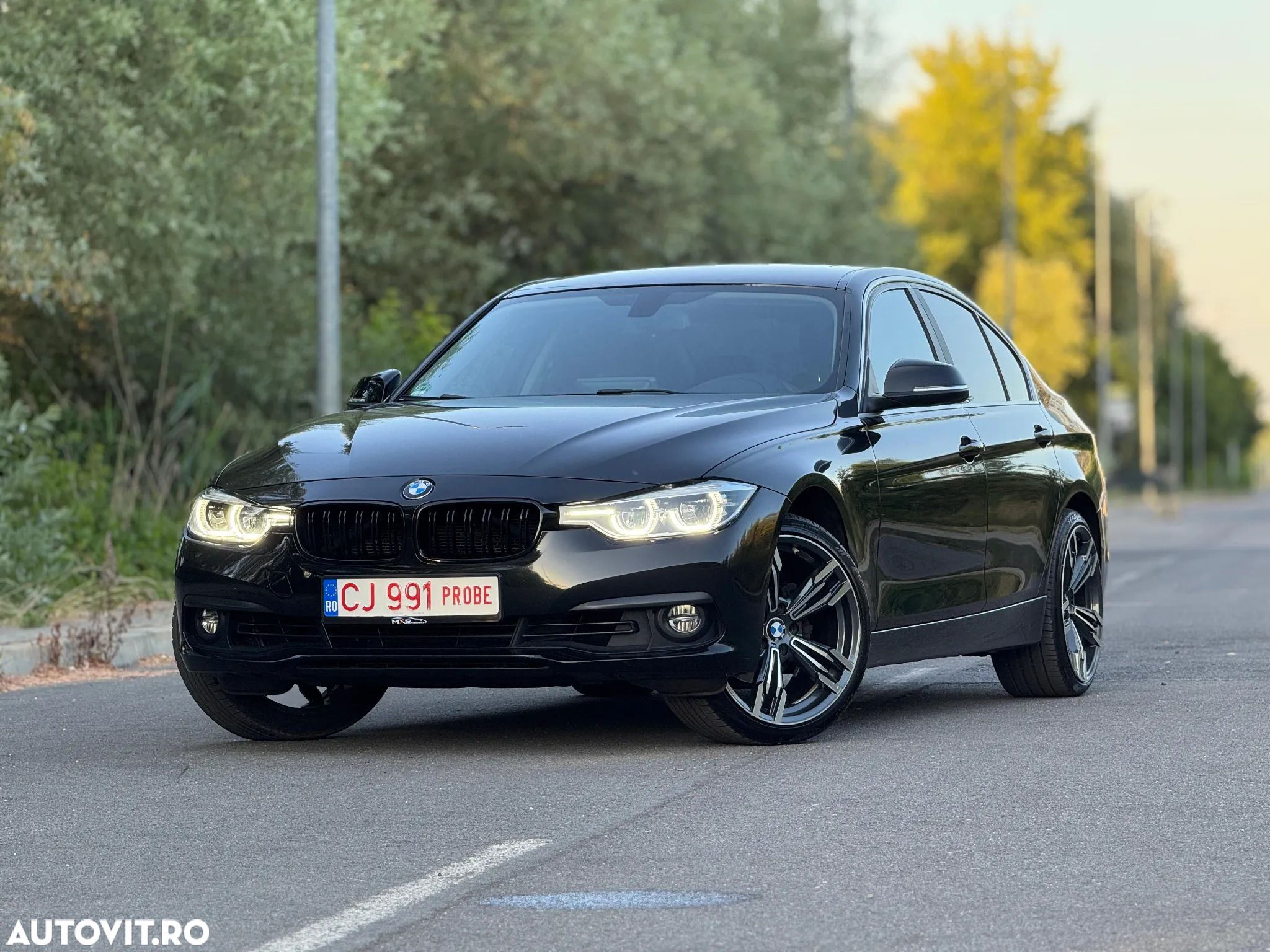 BMW Seria 3 318i Aut. Advantage - 1