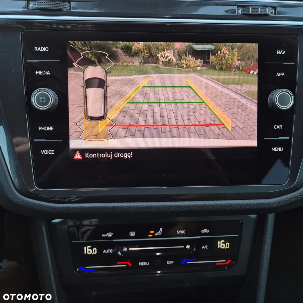 Volkswagen Tiguan - 6