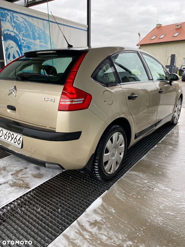 Citroën C4 - 10