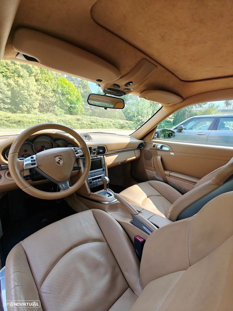 Porsche 911 (997) Carrera 4S PDK - 16