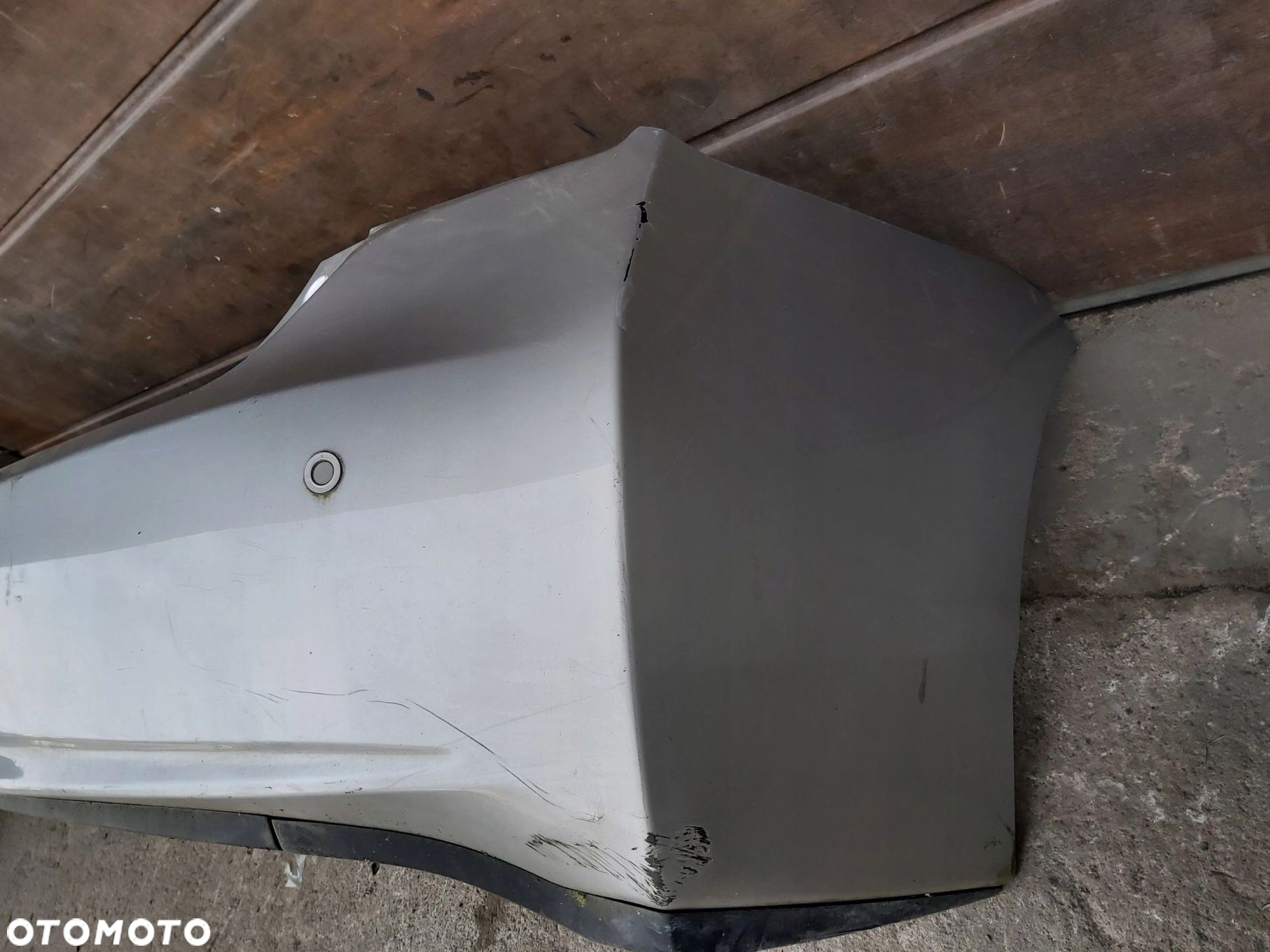 Toyota Prius III zderzak tył tylny dokładka zderzaka spoiler tył PDC - 5