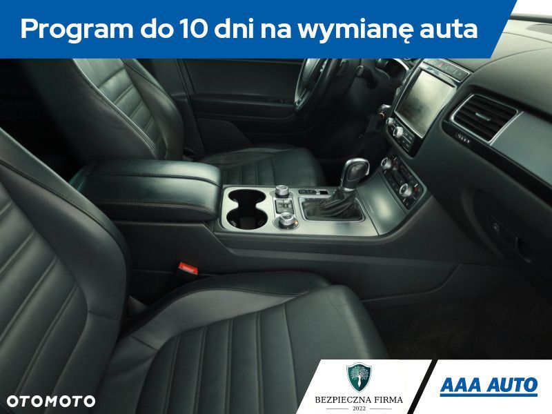 Volkswagen Touareg - 9