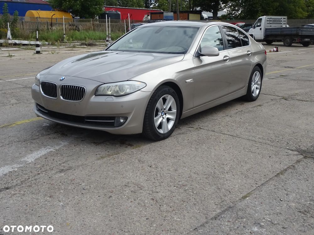 BMW Seria 5 520d - 2