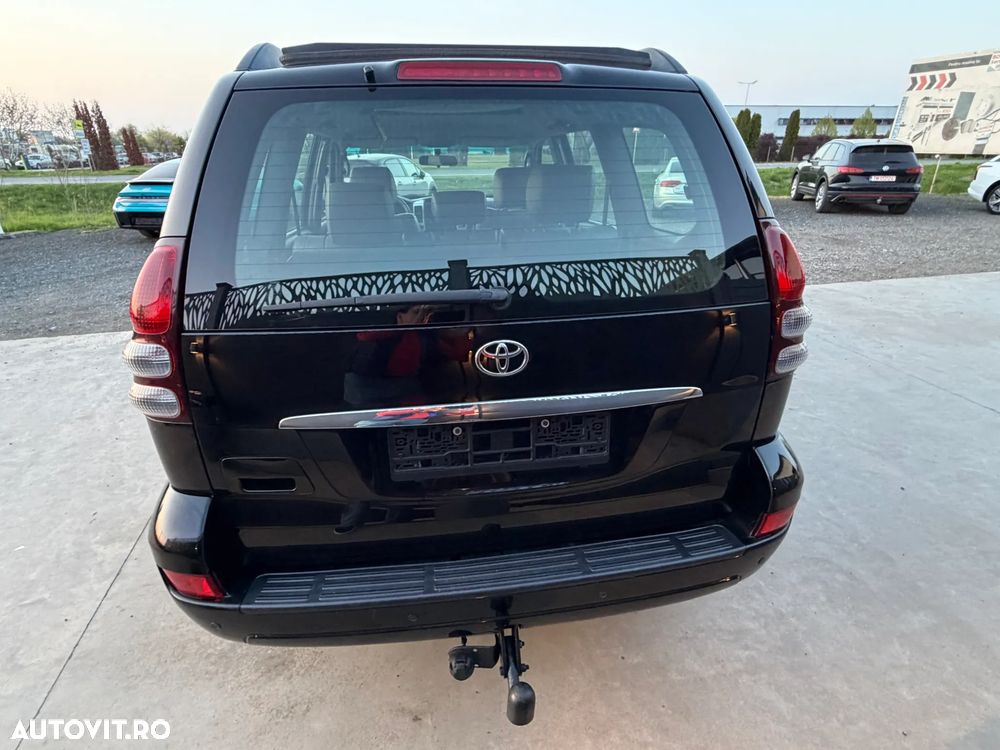 Toyota Land Cruiser 3.0 TD-4D Aut Executive - 6
