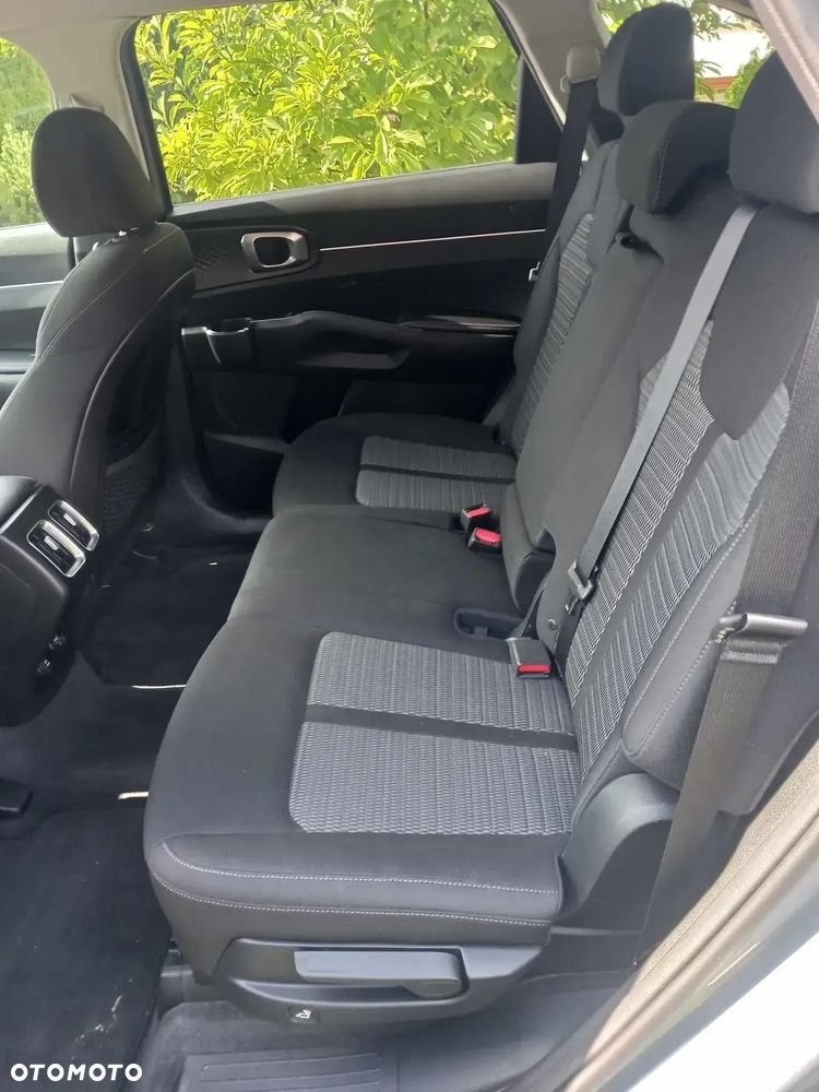 Kia Sorento - 11