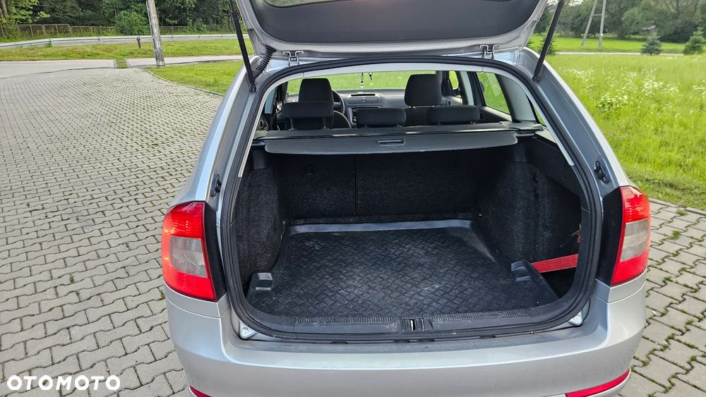 Skoda Octavia 1.6 TDI Active - 12