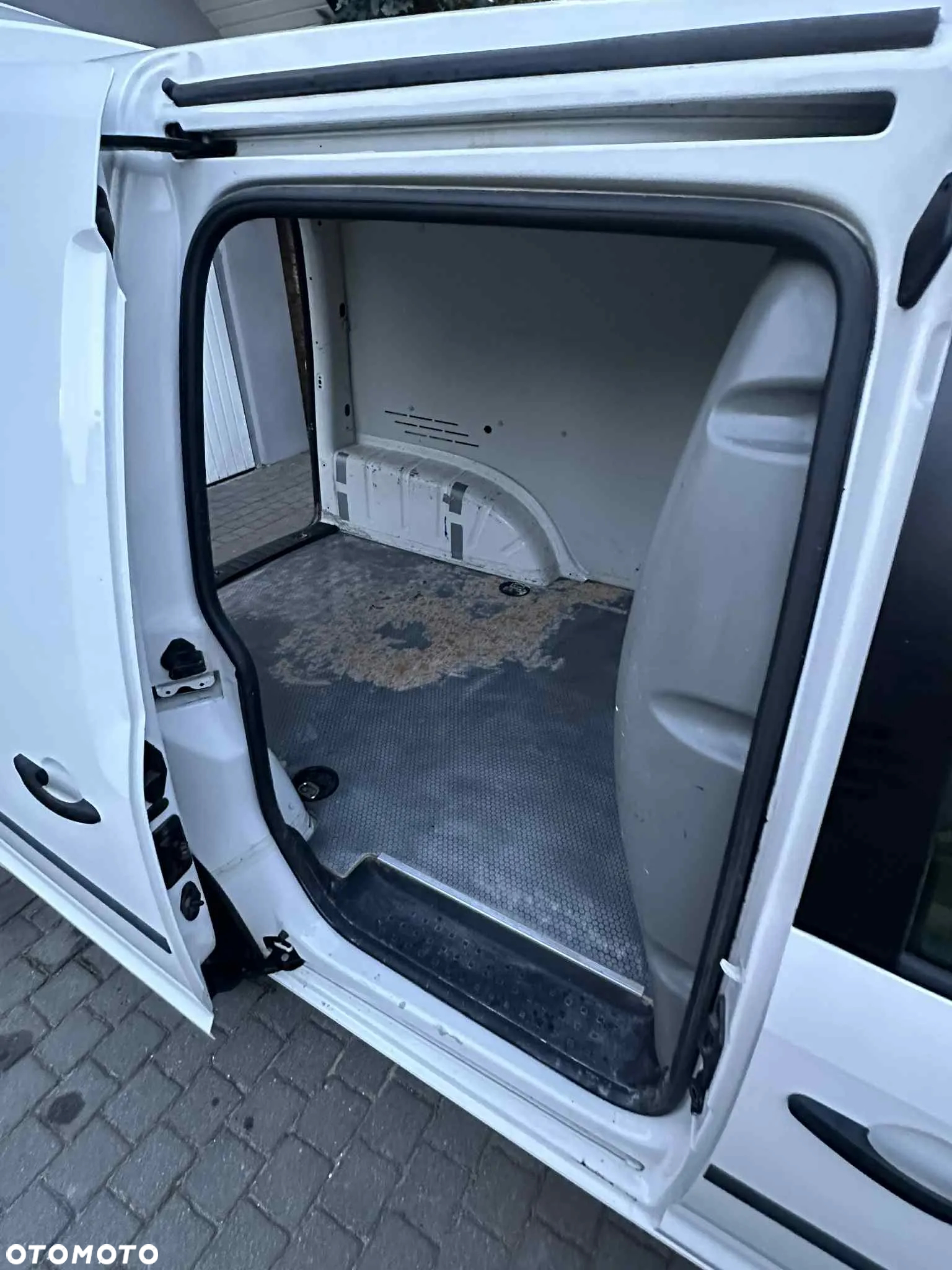 Volkswagen Caddy - 32