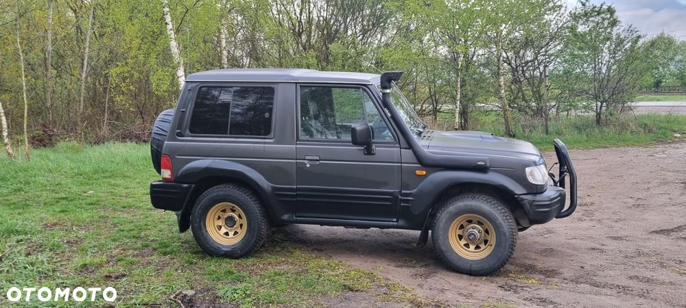 Hyundai Galloper - 4