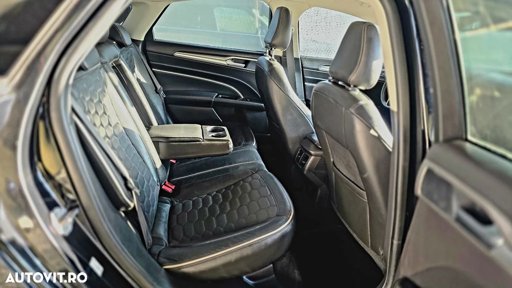 Ford Mondeo 2.0 Start-Stopp CVT Vignale - 10