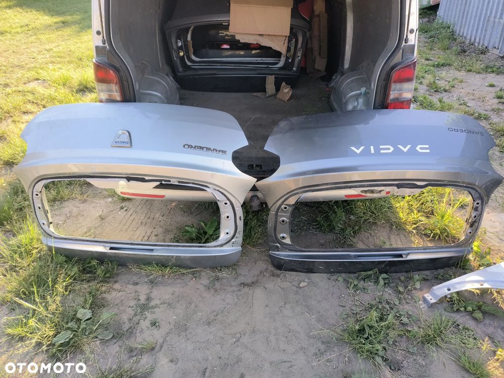 DACIA SANDERO 3 III 22,- klapa tylna tył - 1