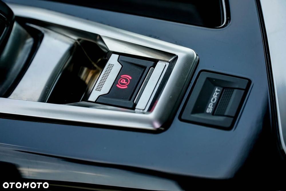 Peugeot 3008 BlueHDi 130 Stop & Start EAT8 Allure - 34