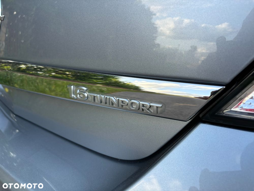 Opel Astra 1.6 Sport - 11