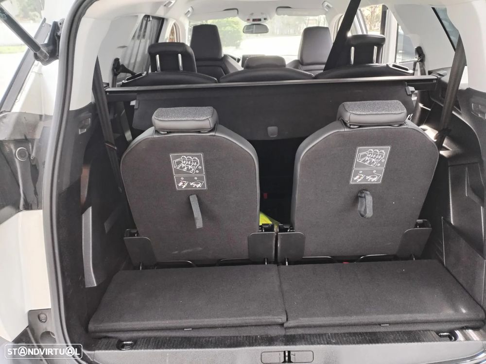 Peugeot 5008 1.5 BlueHDi Allure Pack - 11